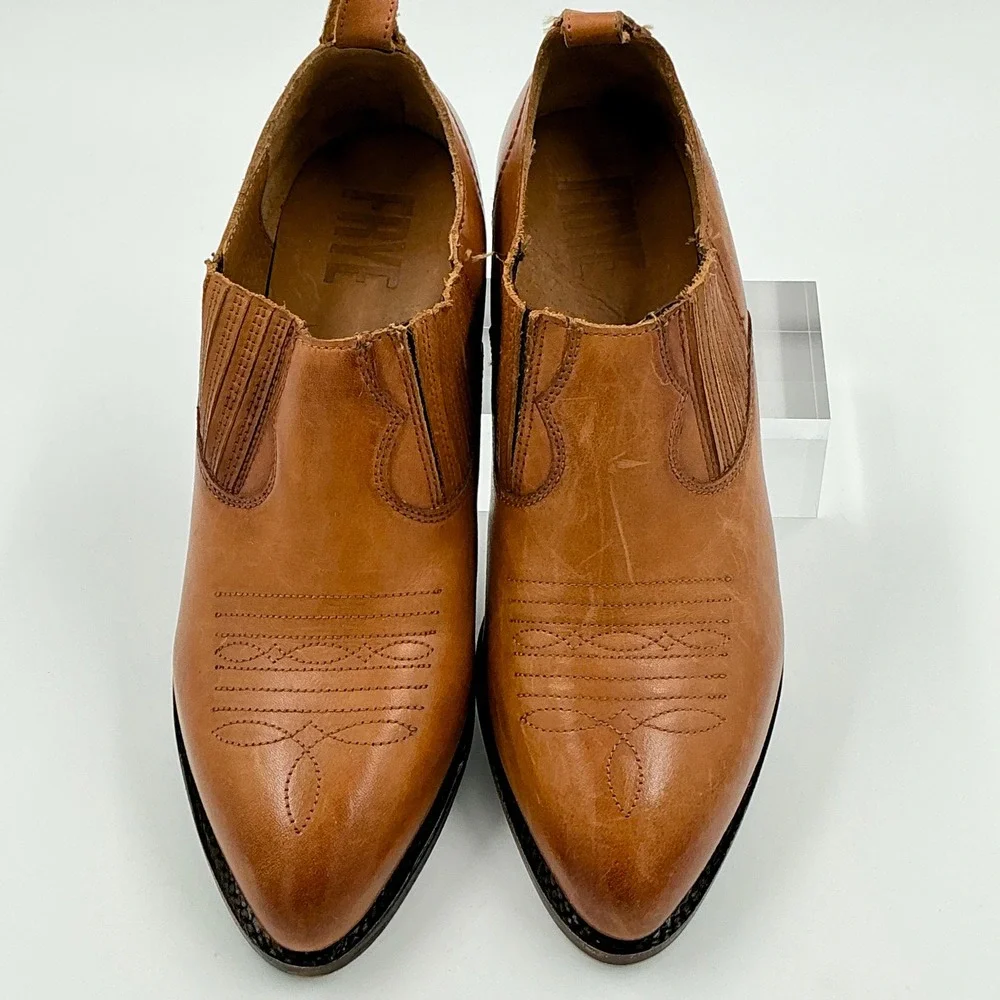 Frye Size 10 Womens Western Shootie Leather Ankle Booties Cognac NEW Cara $165